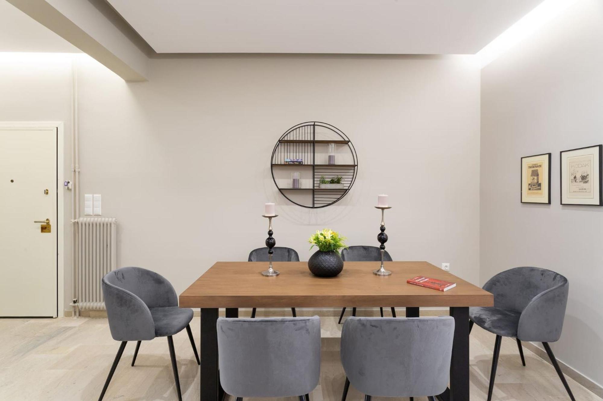 אתונה Deluxe 3-Bdrm Urban-Industrial Apt At Acropolis מראה חיצוני תמונה