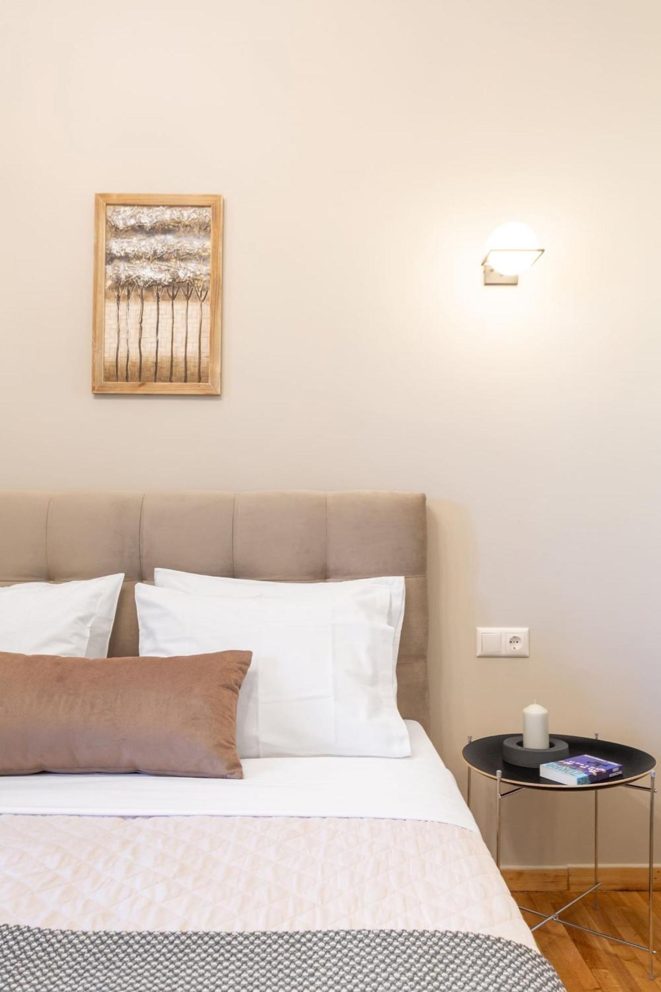 אתונה Deluxe 3-Bdrm Urban-Industrial Apt At Acropolis מראה חיצוני תמונה